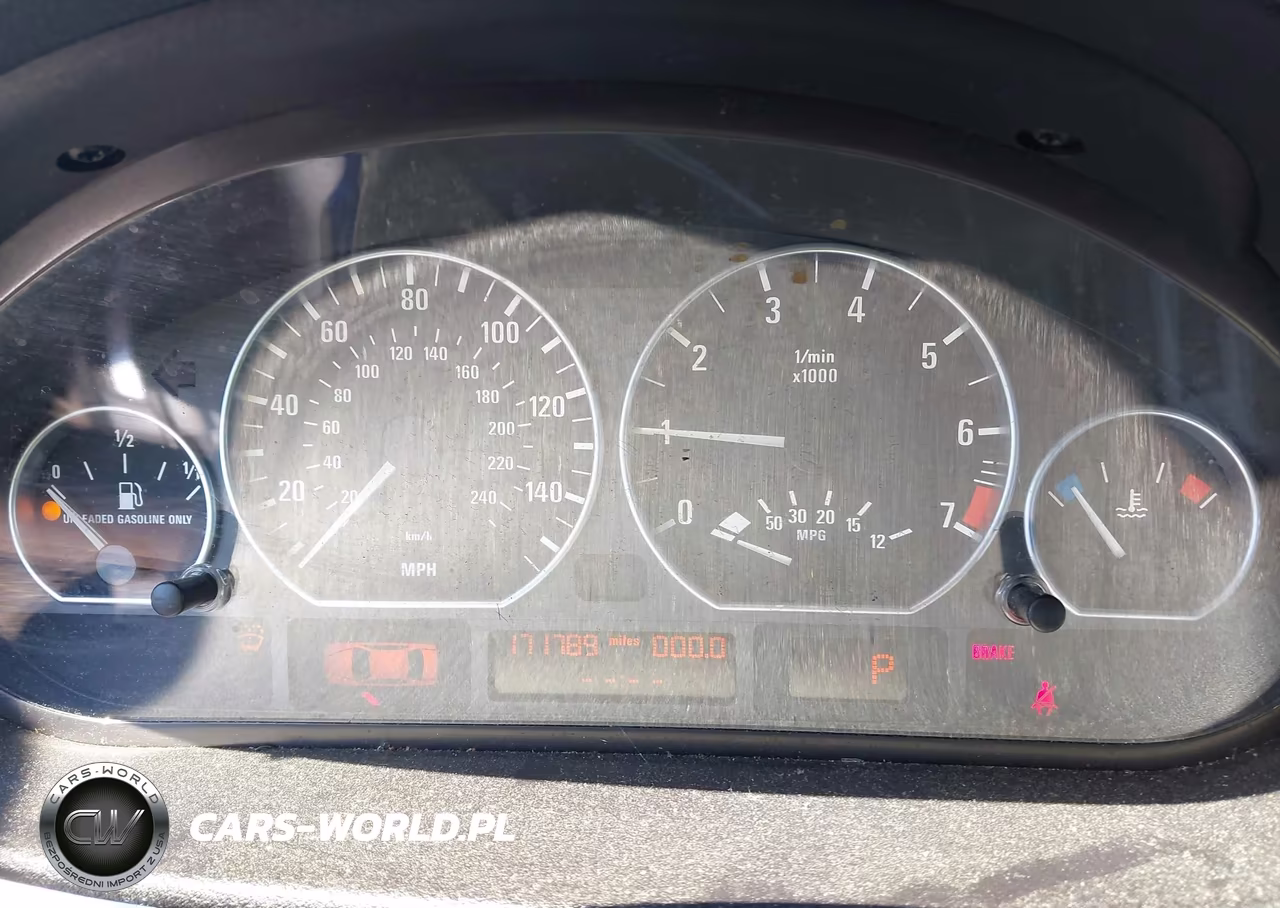 2005 BMW 330I VIN:WBAEV53495KM39032 - 7