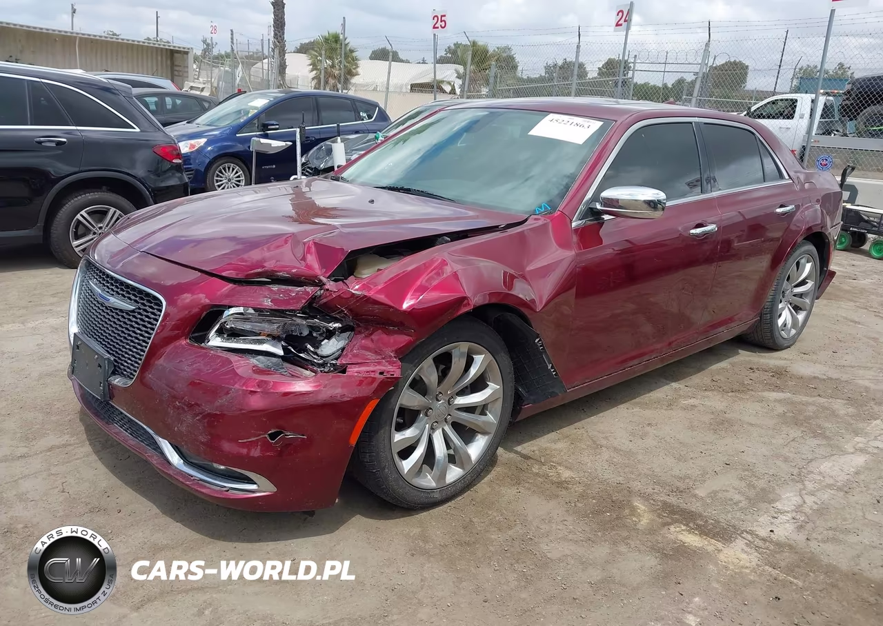 2019 Chrysler 300 Limited VIN:2C3CCAEG7KH609685 - 2