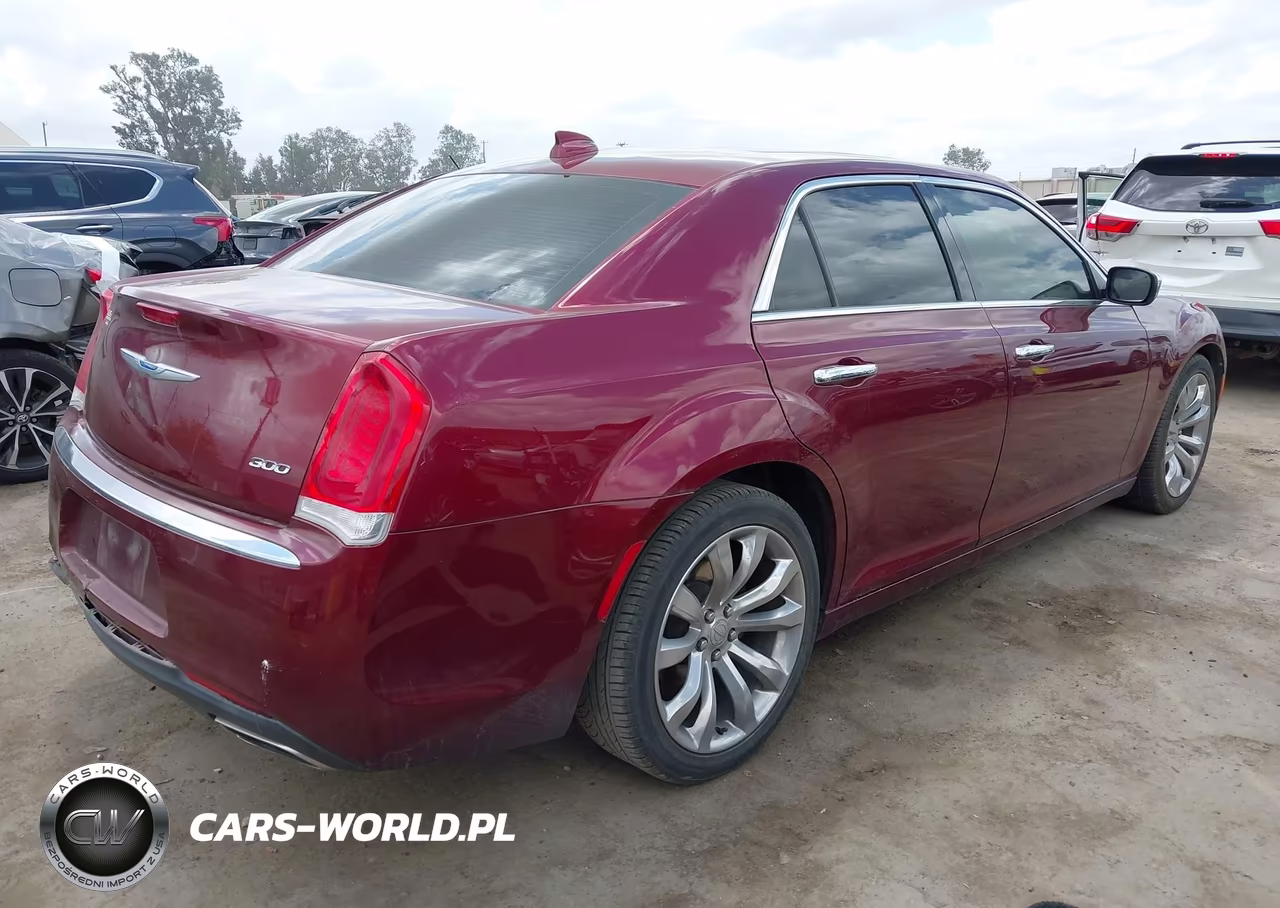 2019 Chrysler 300 Limited VIN:2C3CCAEG7KH609685 - 4