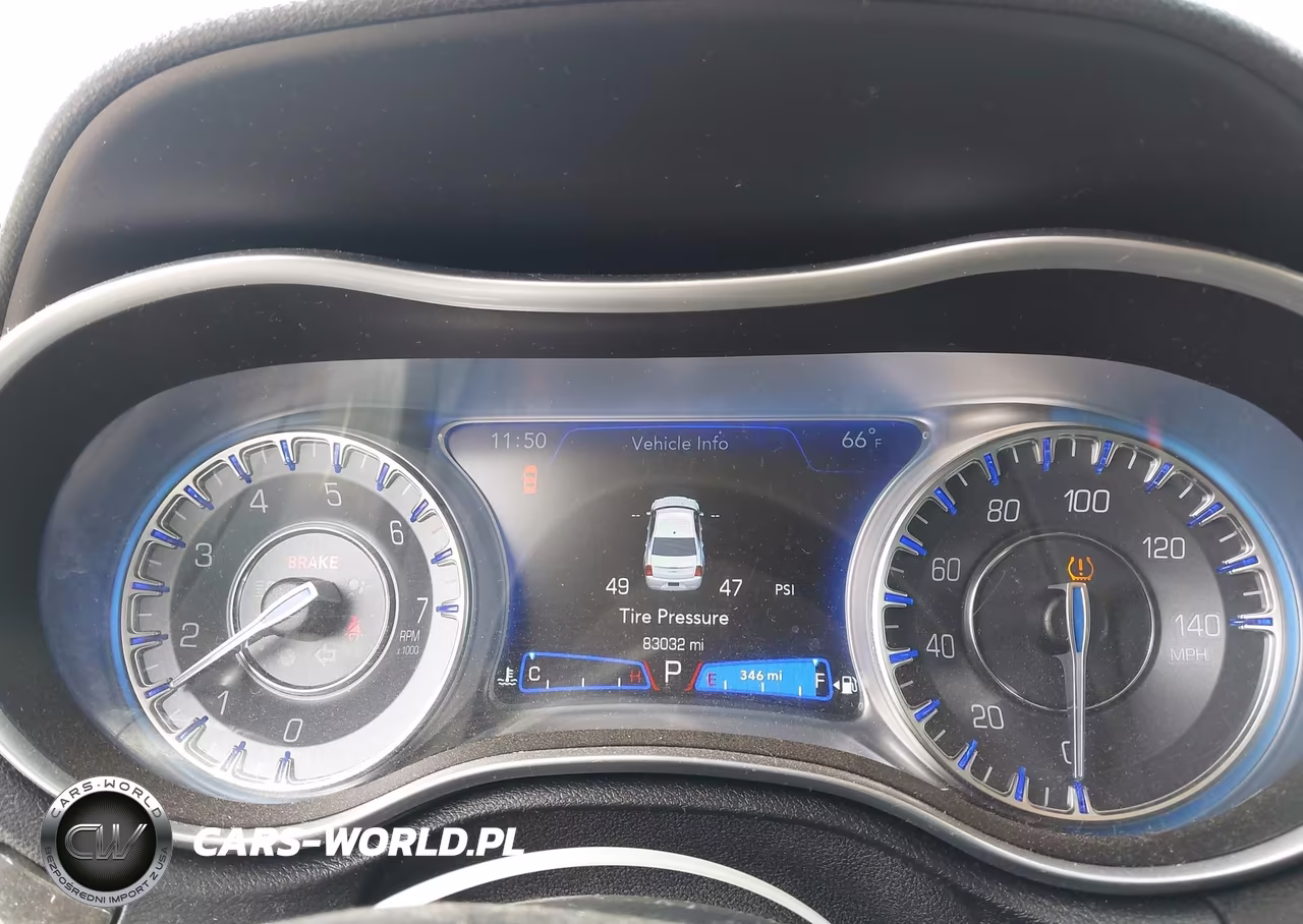 2019 Chrysler 300 Limited VIN:2C3CCAEG7KH609685 - 7