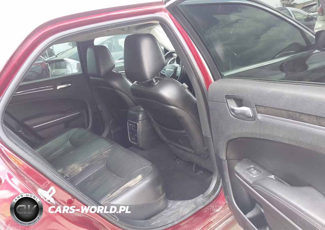 2019 Chrysler 300 Limited VIN:2C3CCAEG7KH609685 - 8