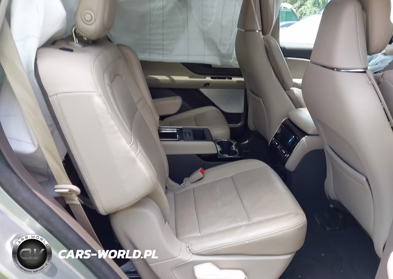 2020 Lincoln Aviator Reserve VIN:5LM5J7XC0LGL27773 - 8