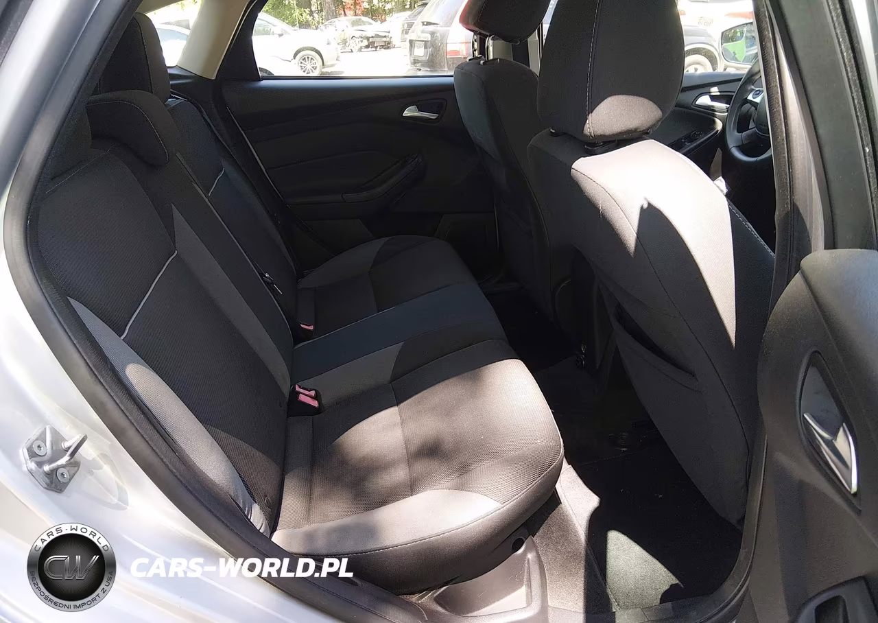 2013 Ford Focus Se VIN:1FADP3K29DL152883 - 8