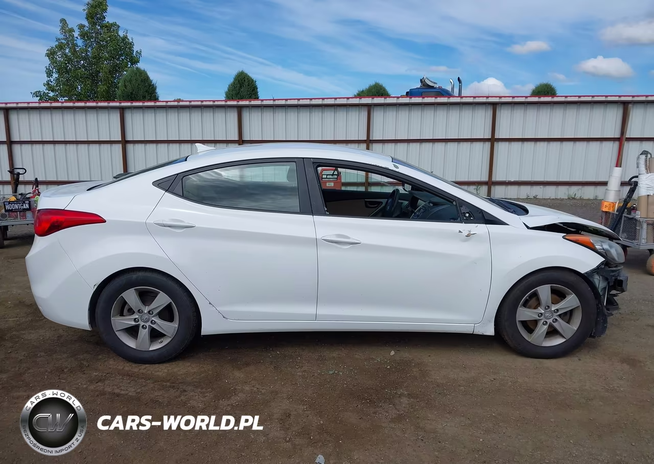 2013 Hyundai Elantra Gls VIN:5NPDH4AE3DH335001 - 14