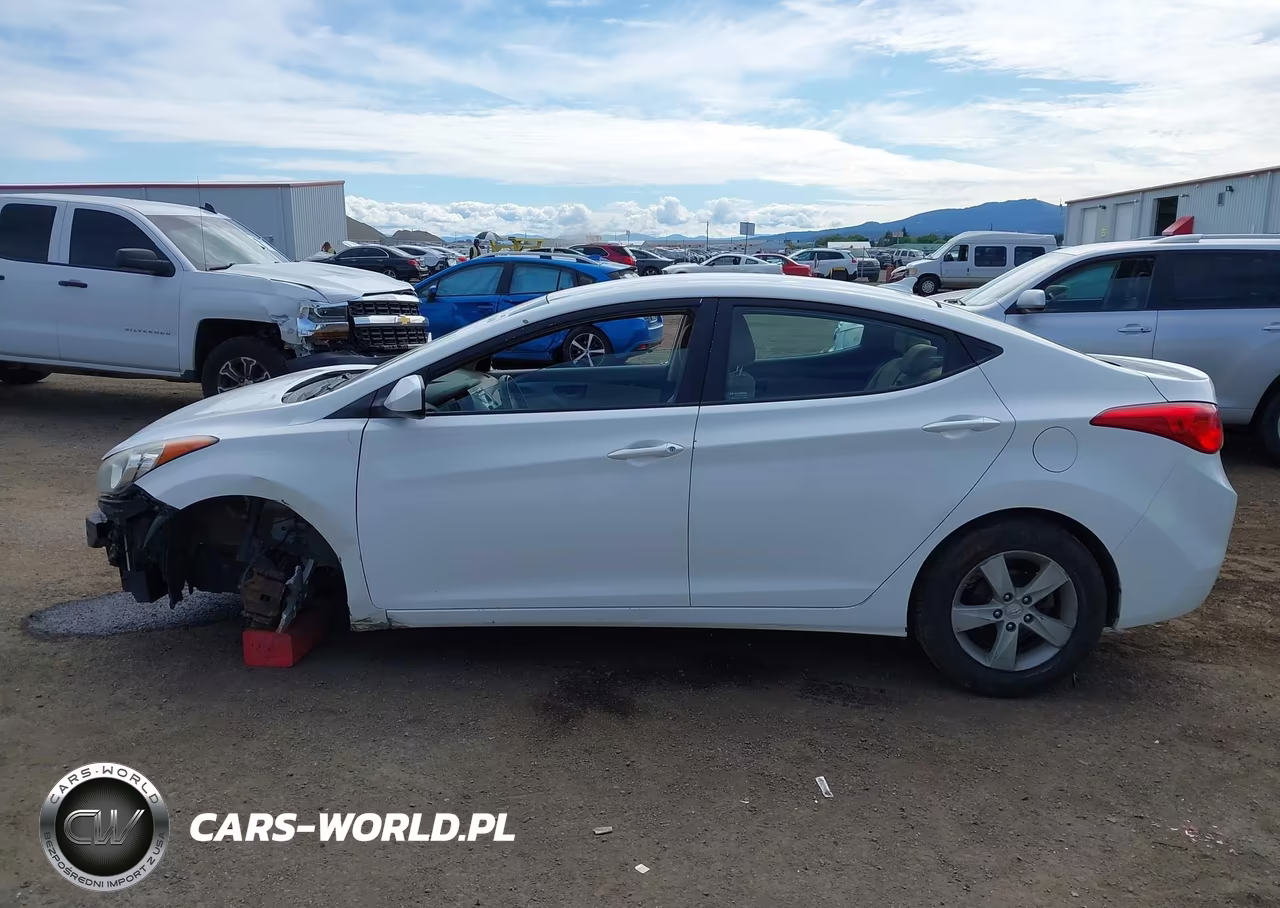 2013 Hyundai Elantra Gls VIN:5NPDH4AE3DH335001 - 15