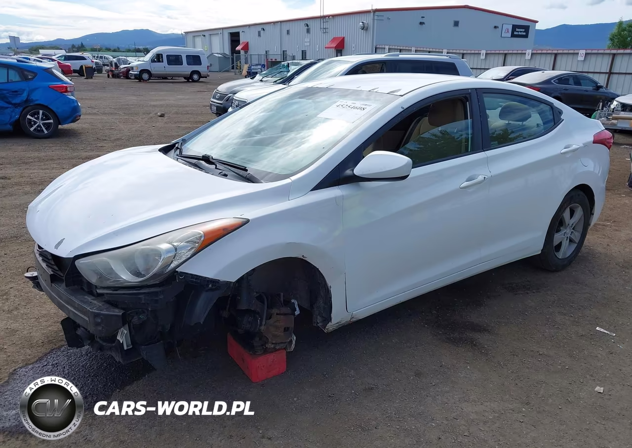 2013 Hyundai Elantra Gls VIN:5NPDH4AE3DH335001 - 2