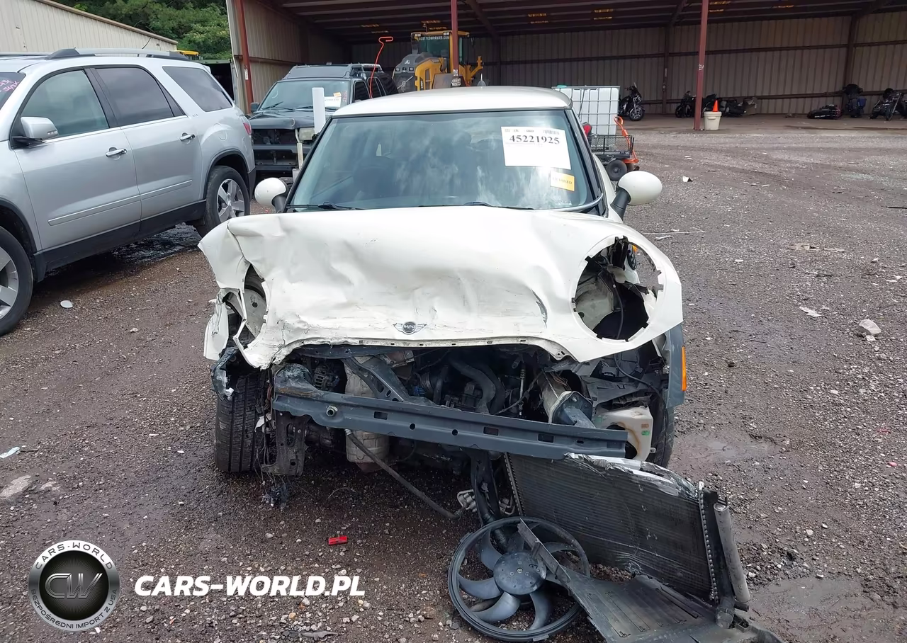 2010 Mini Cooper VIN:WMWMF3C52ATZ27037 - 13