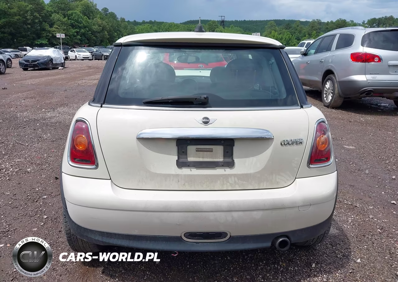 2010 Mini Cooper VIN:WMWMF3C52ATZ27037 - 17