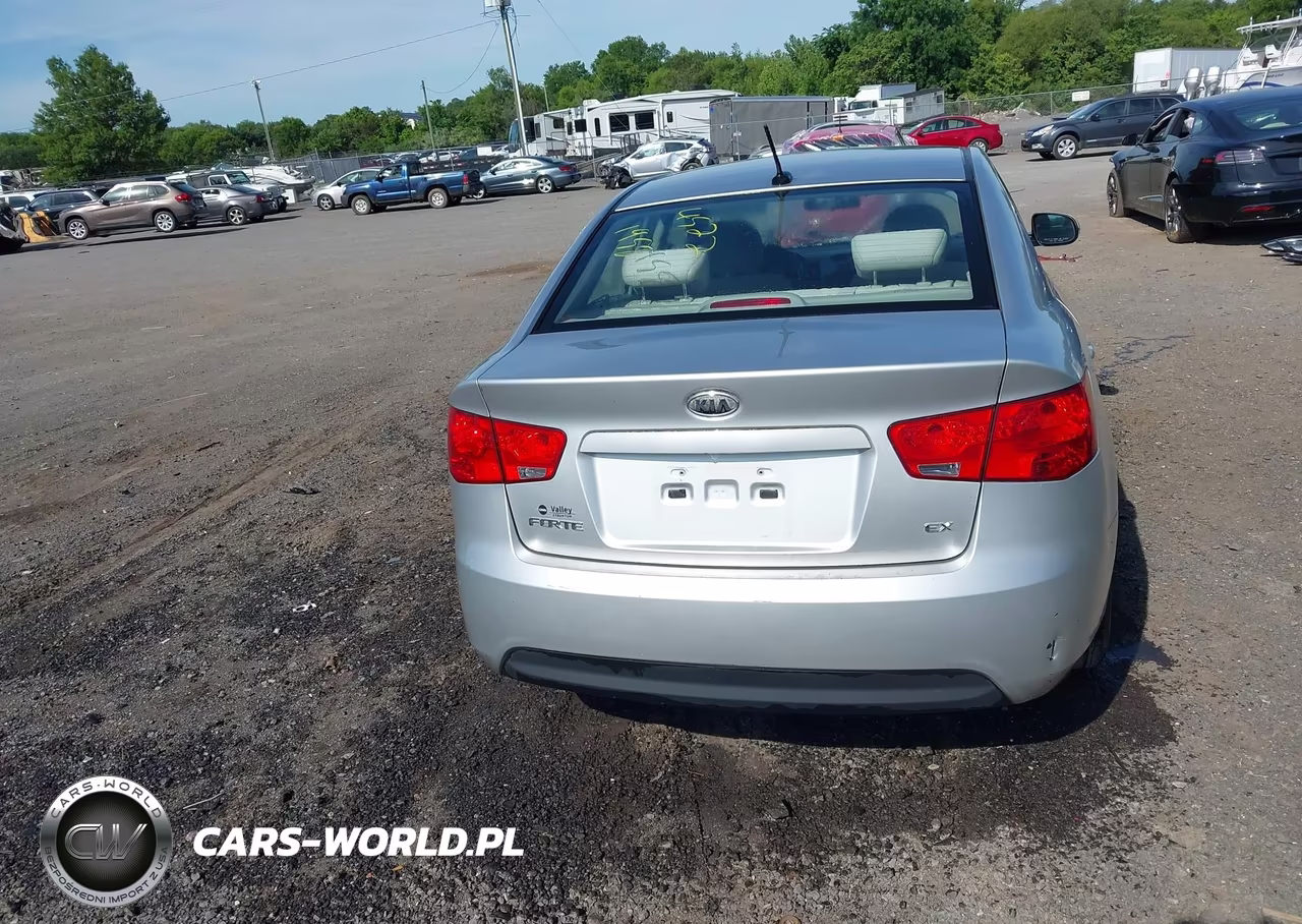 2013 Kia Forte Ex VIN:KNAFU4A22D5688482 - 16