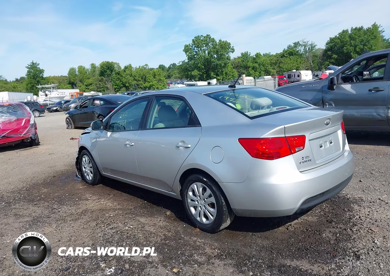 2013 Kia Forte Ex VIN:KNAFU4A22D5688482 - 3