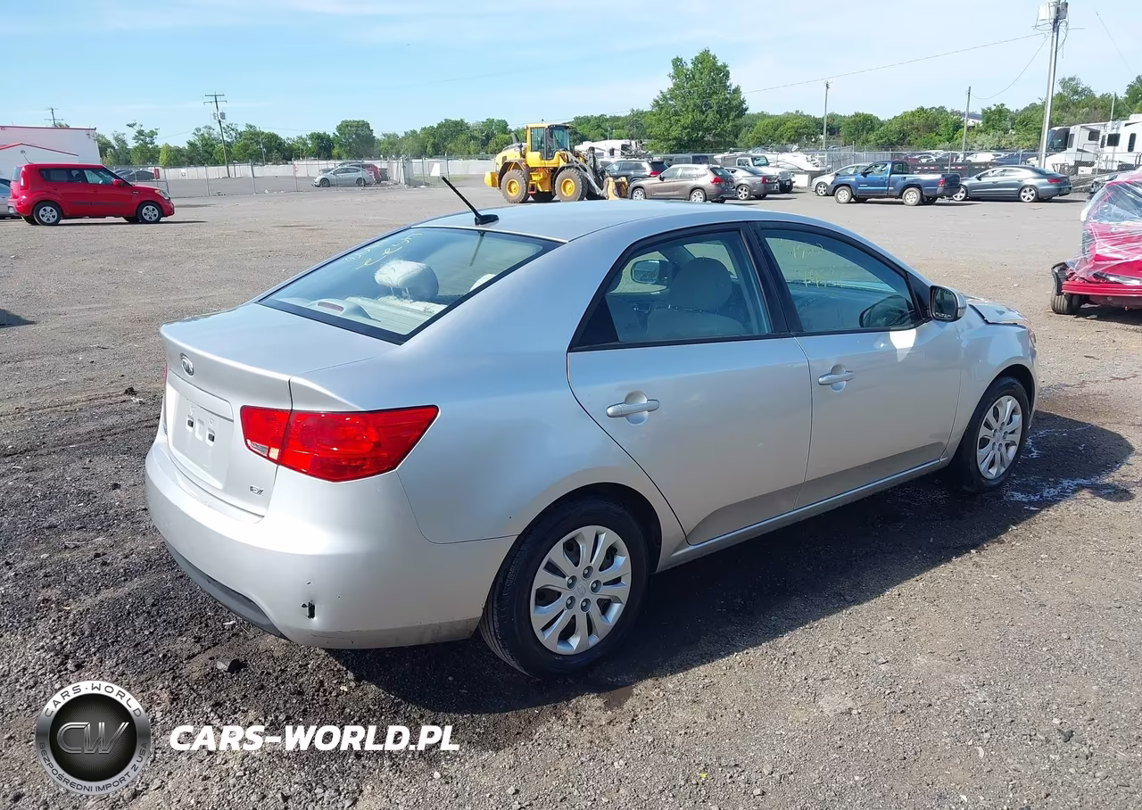 2013 Kia Forte Ex VIN:KNAFU4A22D5688482 - 4