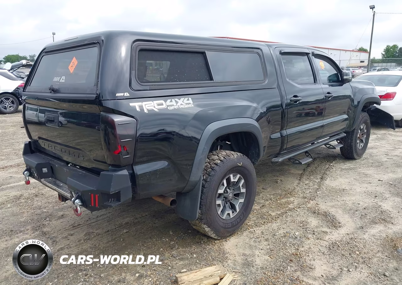 2017 Toyota Tacoma Trd Off Road VIN:5TFDZ5BN9HX025303 - 4