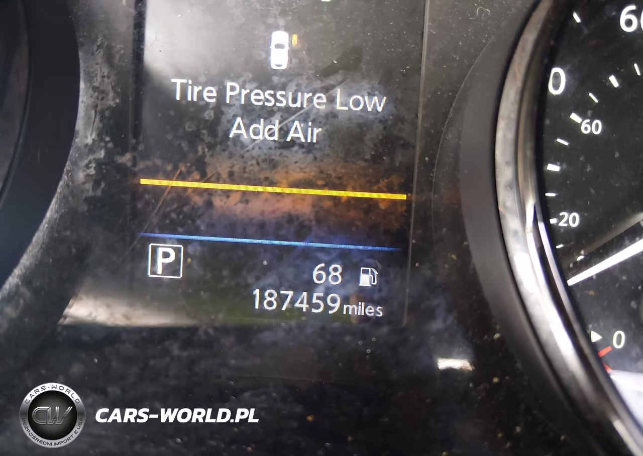 2019 Nissan Rogue S VIN:KNMAT2MV8KP554796 - 15