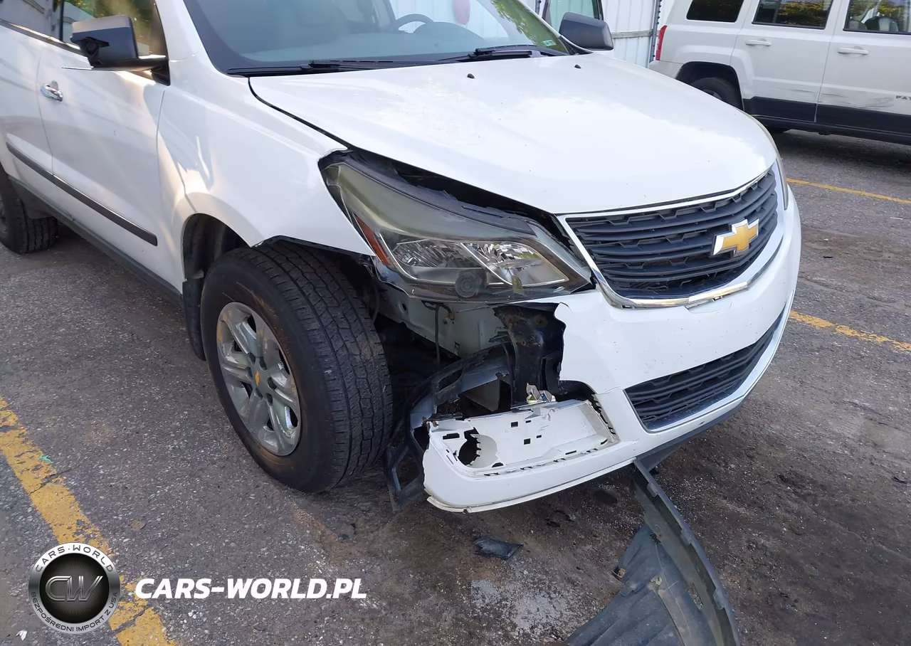 2017 Chevrolet Traverse Ls VIN:1GNKRFED0HJ197245 - 6