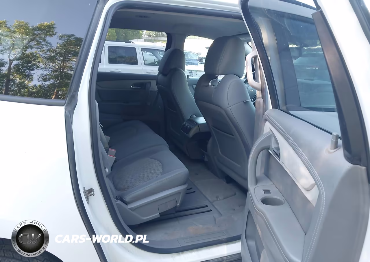 2017 Chevrolet Traverse Ls VIN:1GNKRFED0HJ197245 - 8