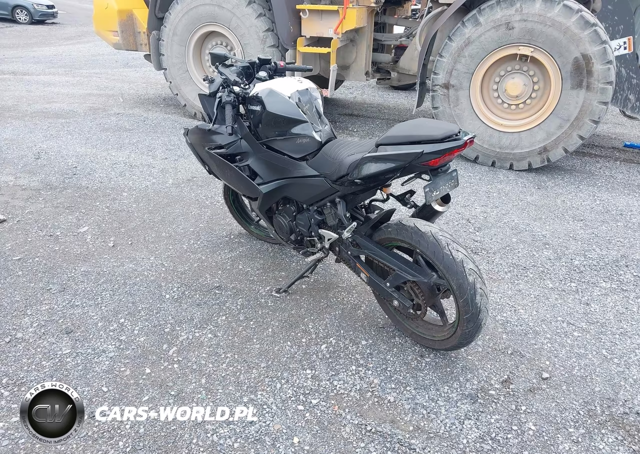 2023 Kawasaki Ex400 VIN:JKAEXKG15PDAK7352 - 3