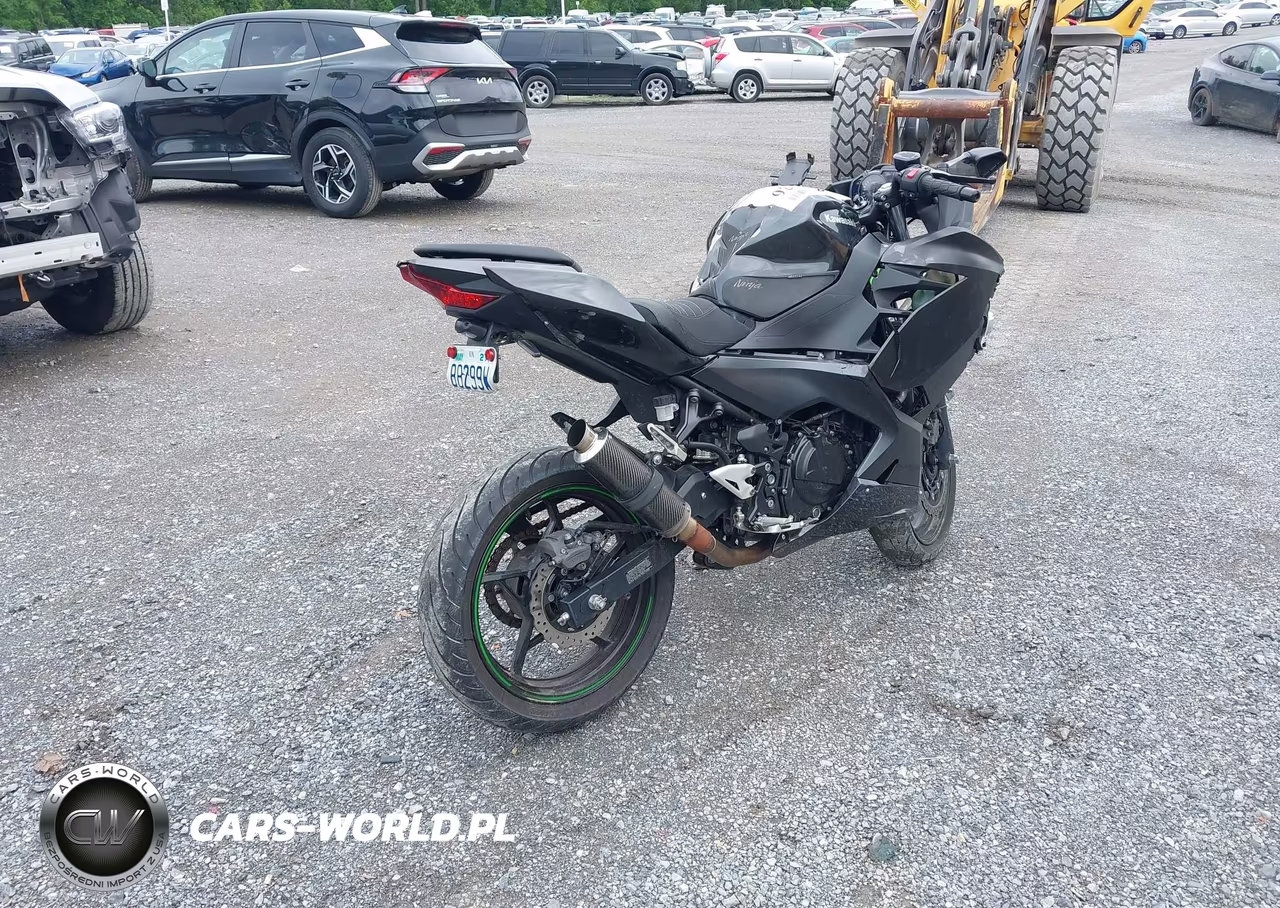 2023 Kawasaki Ex400 VIN:JKAEXKG15PDAK7352 - 4