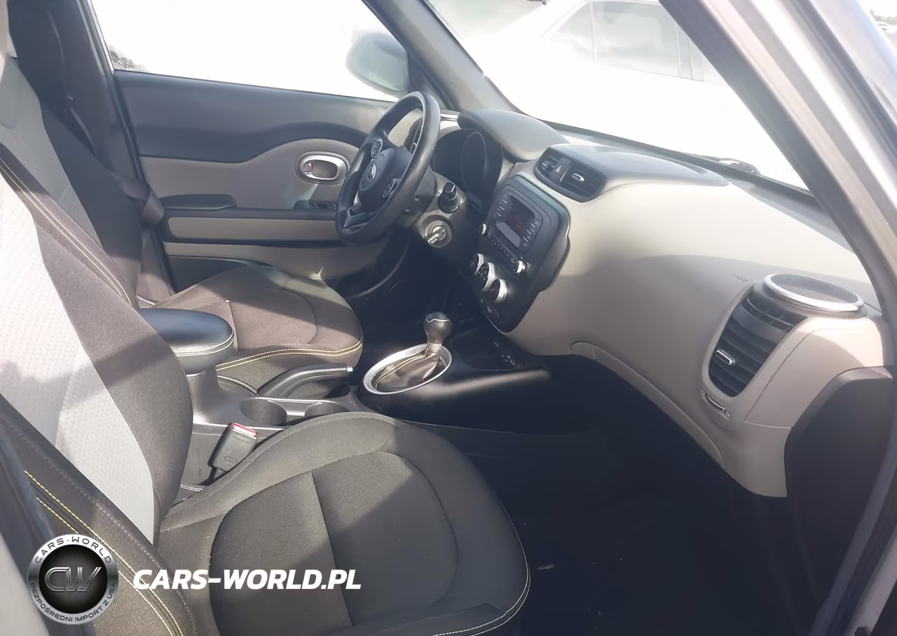 2015 Kia Soul + VIN:KNDJP3A54F7802773 - 5