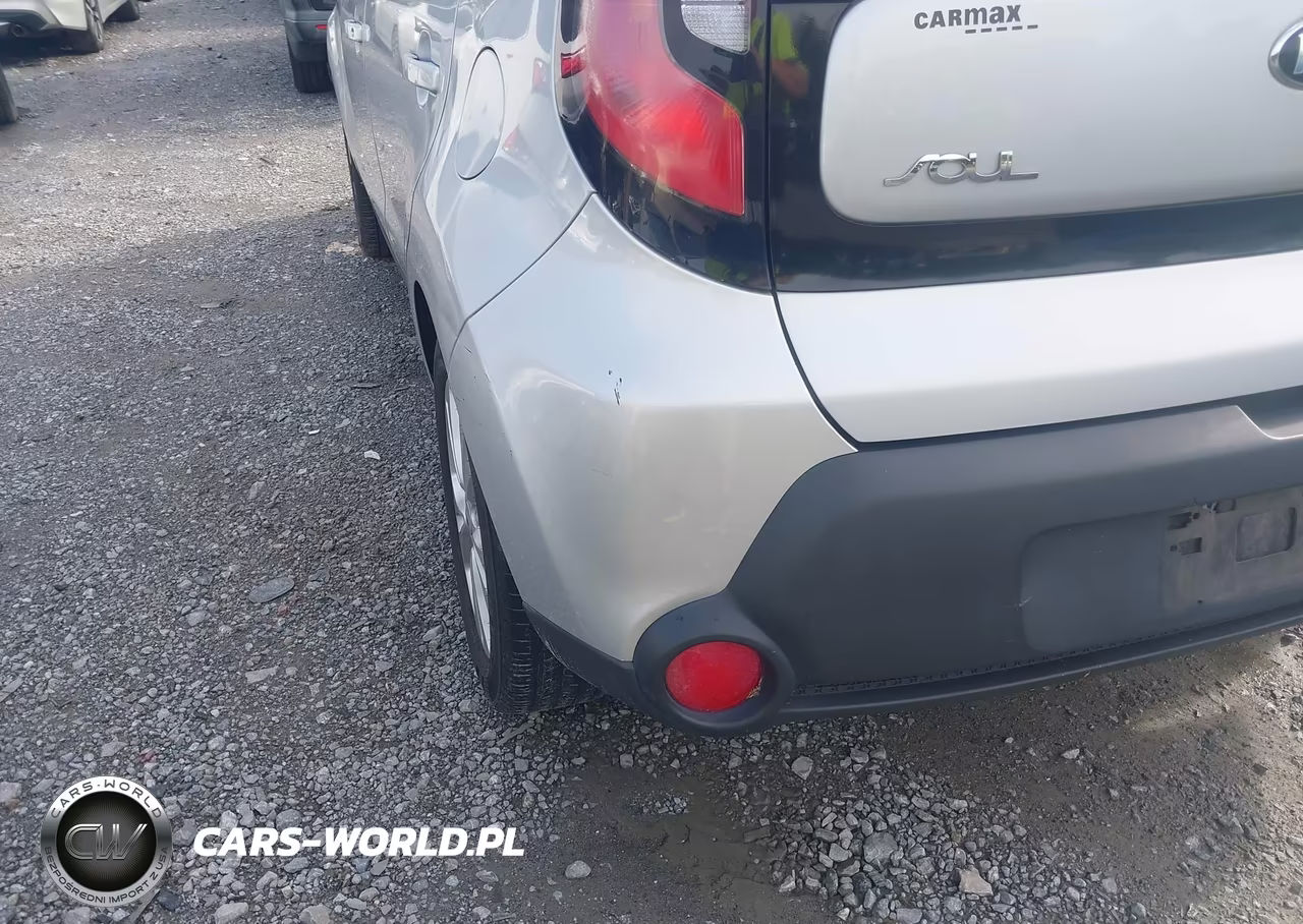 2015 Kia Soul + VIN:KNDJP3A54F7802773 - 6