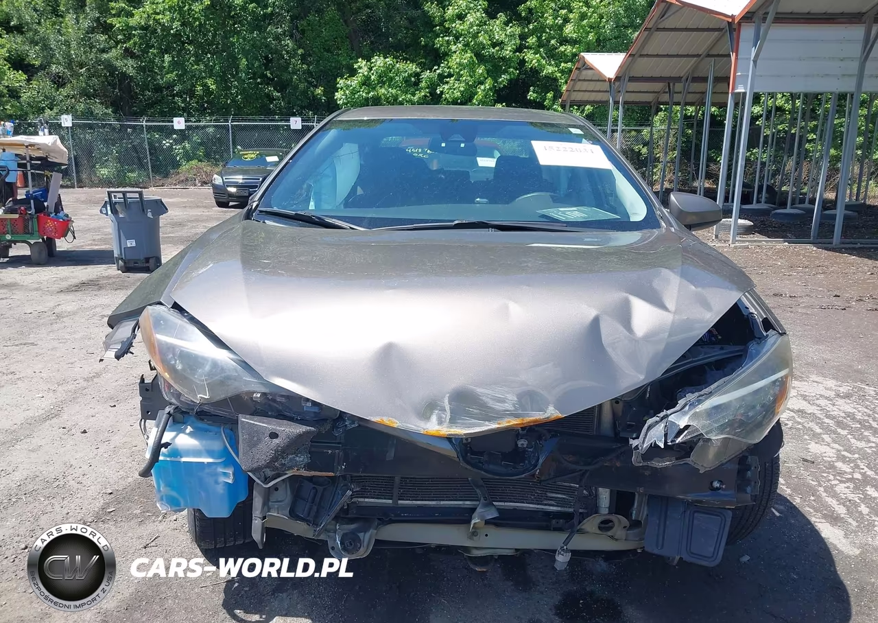2017 Toyota Corolla Le VIN:2T1BURHE9HC926142 - 12