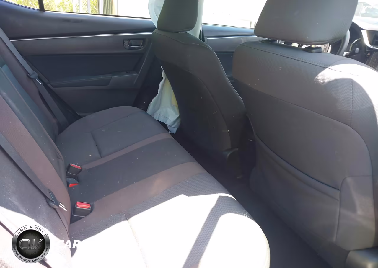 2017 Toyota Corolla Le VIN:2T1BURHE9HC926142 - 8
