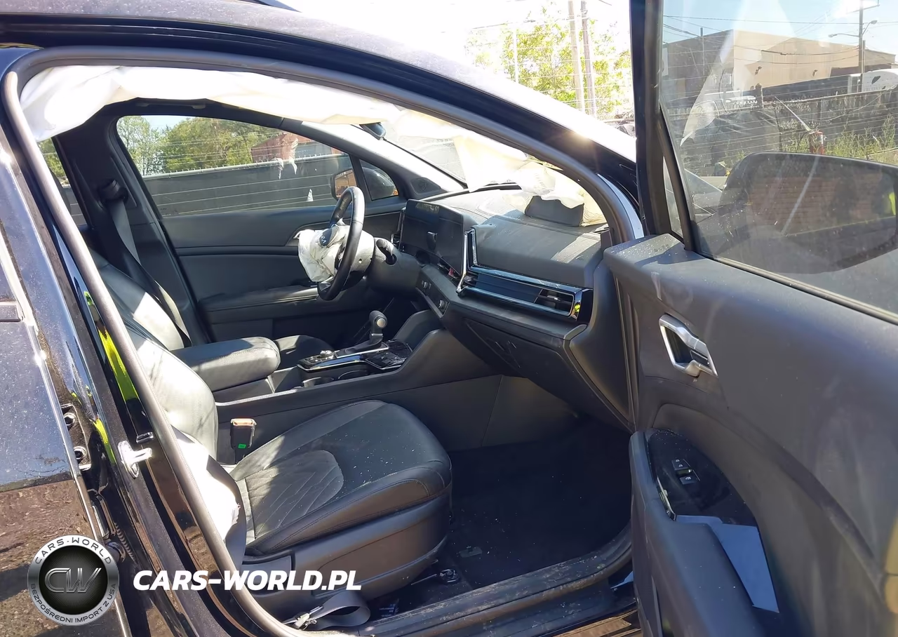 2025 Kia Sportage X-Line VIN:5XYK6CDF1SG266664 - 5