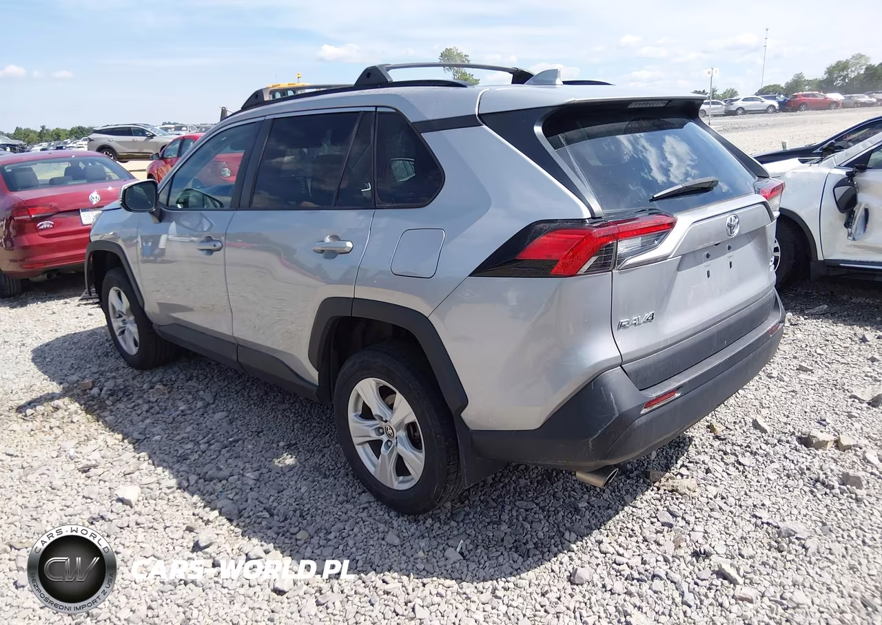 2021 Toyota Rav4 Xle VIN:2T3P1RFV3MC211022 - 3