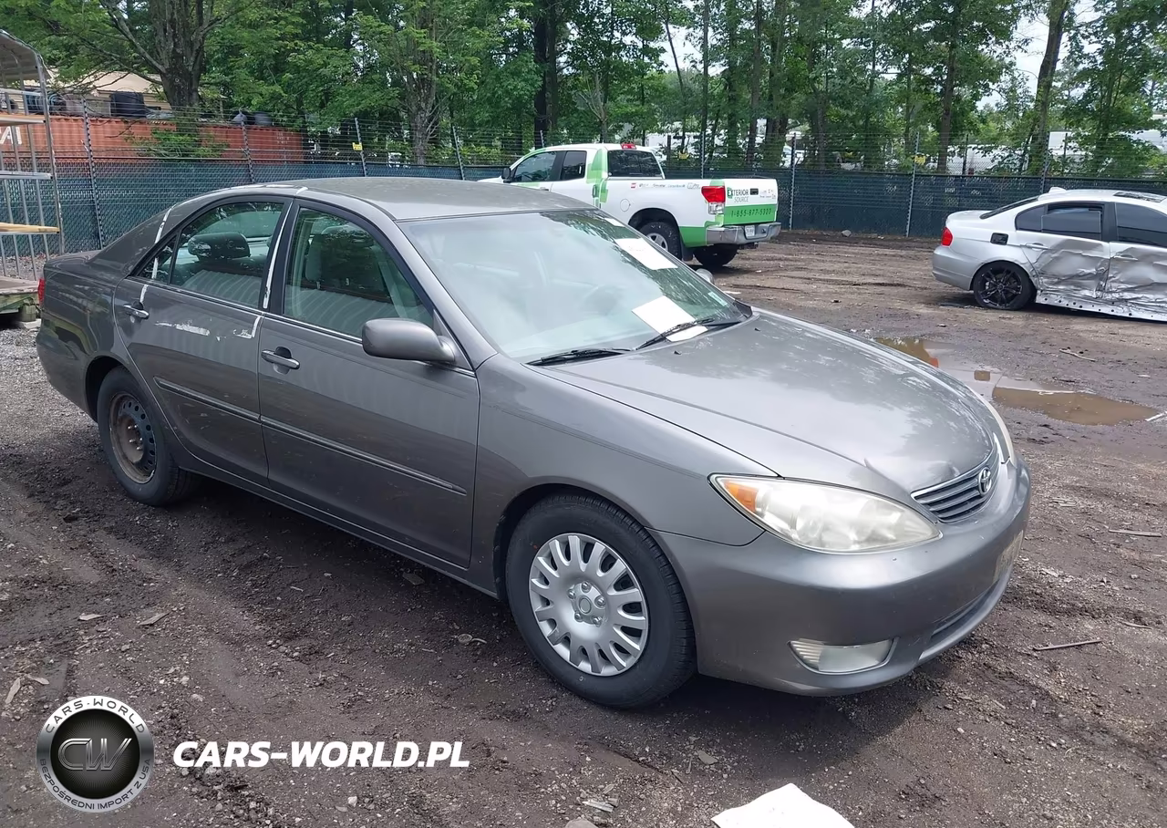 2005 Toyota Camry Xle – zdjęcie 1 z 11