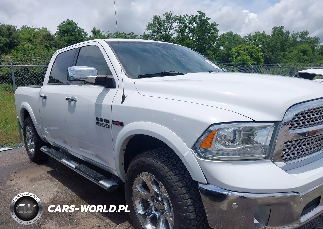 2017 Ram 1500 Laramie 4X4 5'7 Box VIN:1C6RR7NMXHS881508 - 13