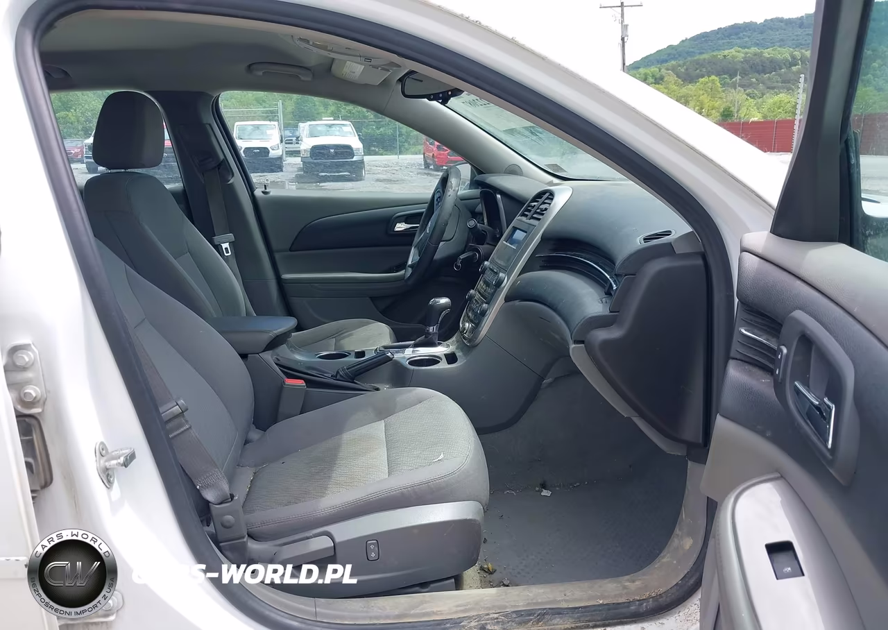2014 Chevrolet Malibu 1Ls VIN:1G11B5SL9EF147255 - 5