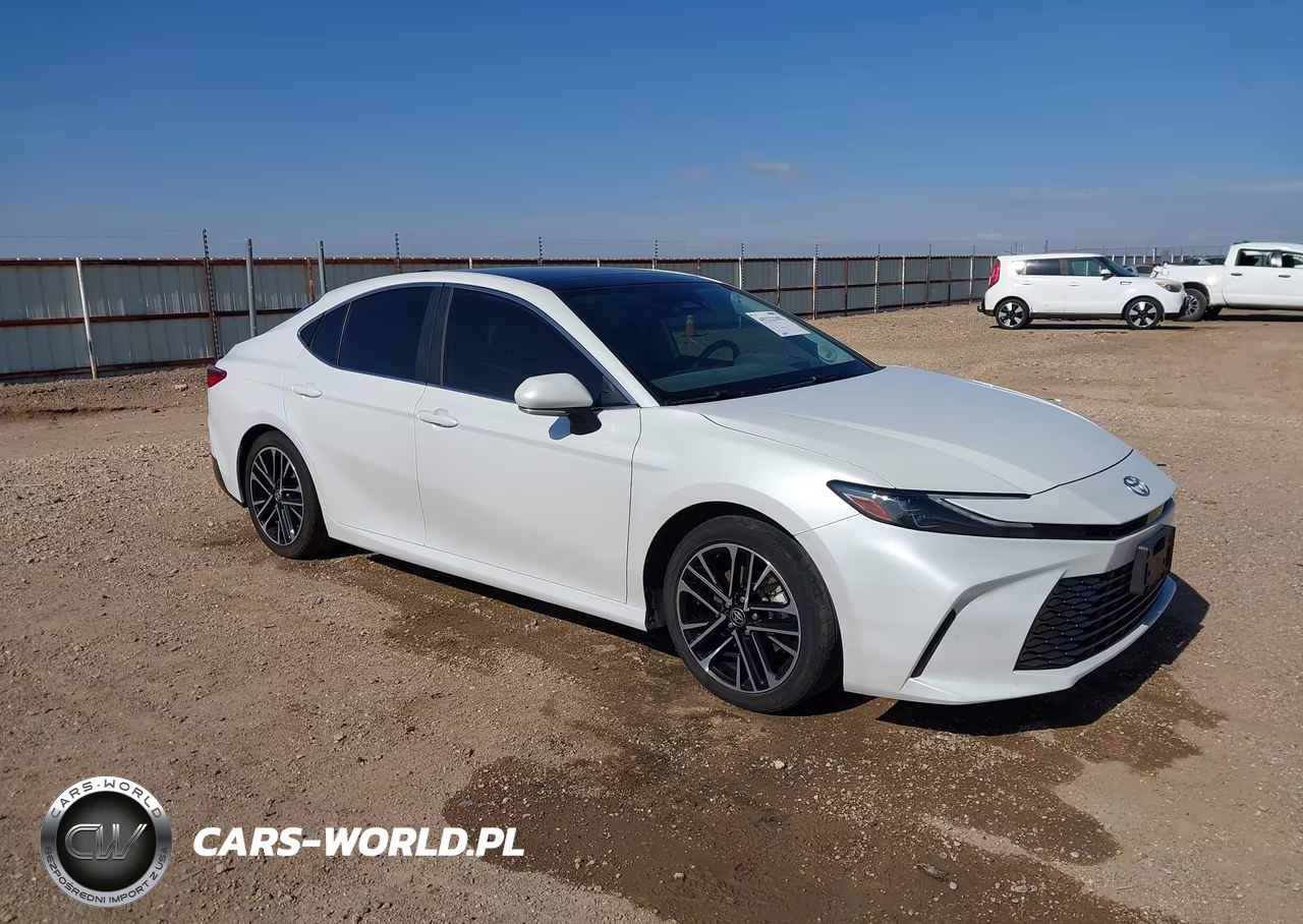 2025 Toyota Camry Xle – zdjęcie 1 z 16