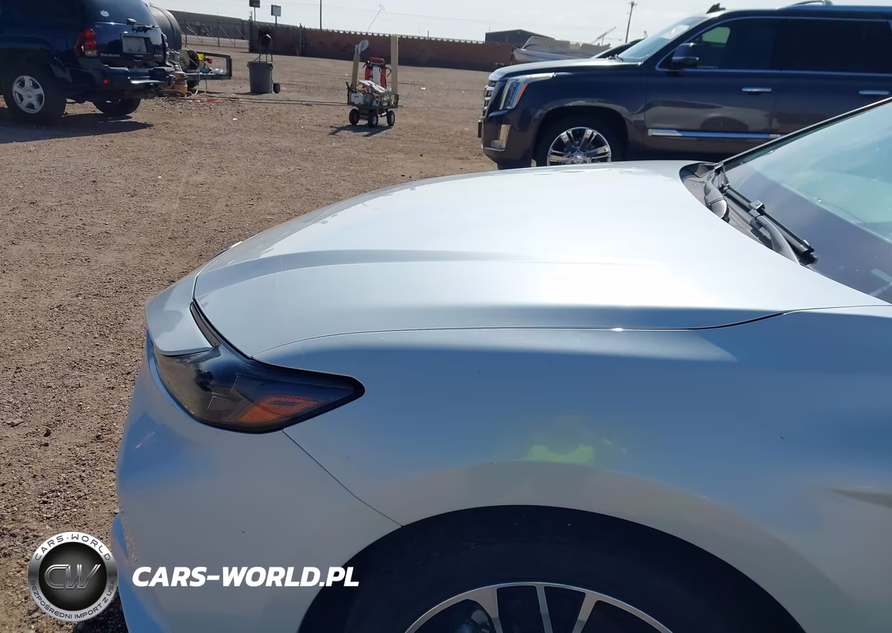 2025 Toyota Camry Xle VIN:4T1DAACK8SU527745 - 6