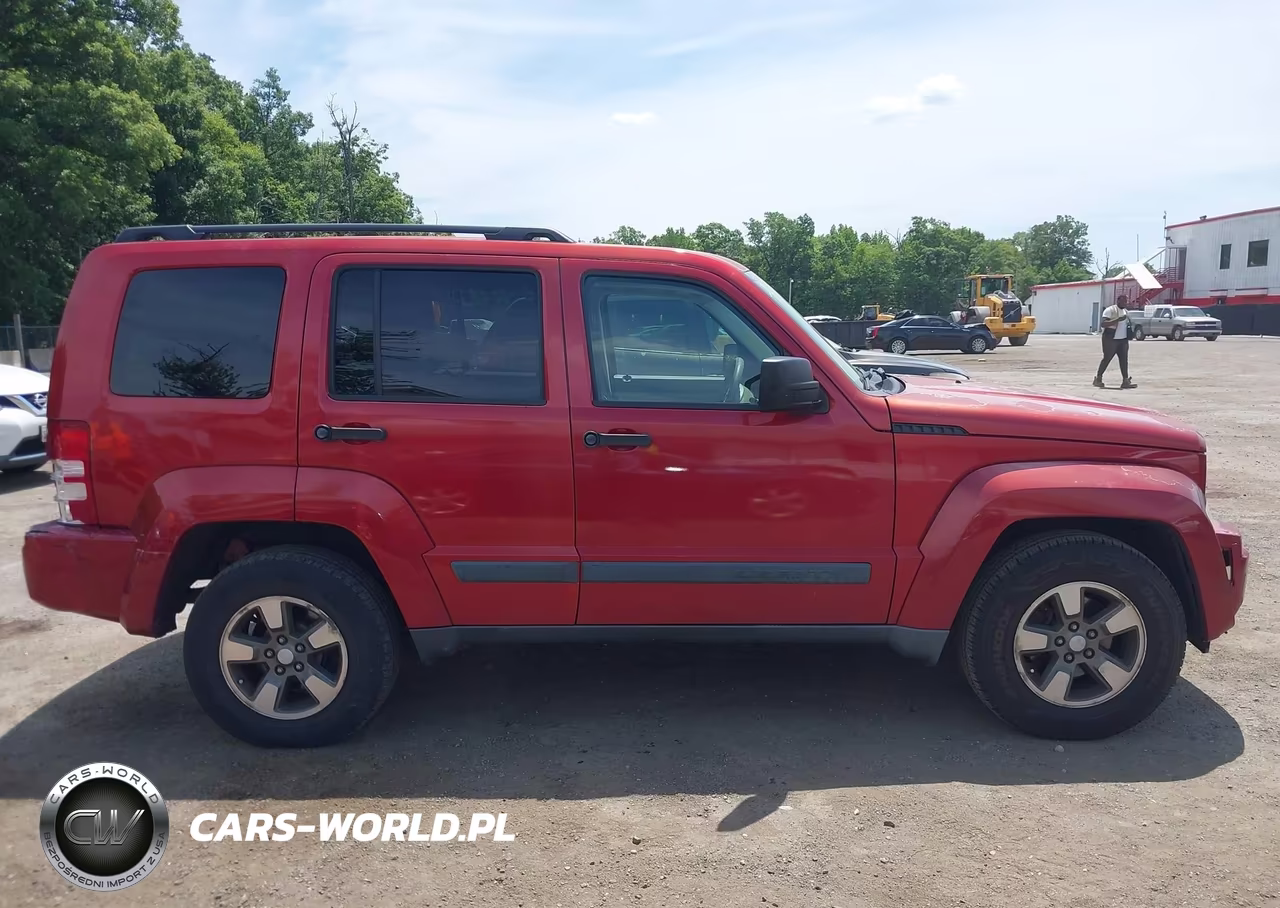 2008 Jeep Liberty Sport VIN:1J8GN28K18W105584 - 13