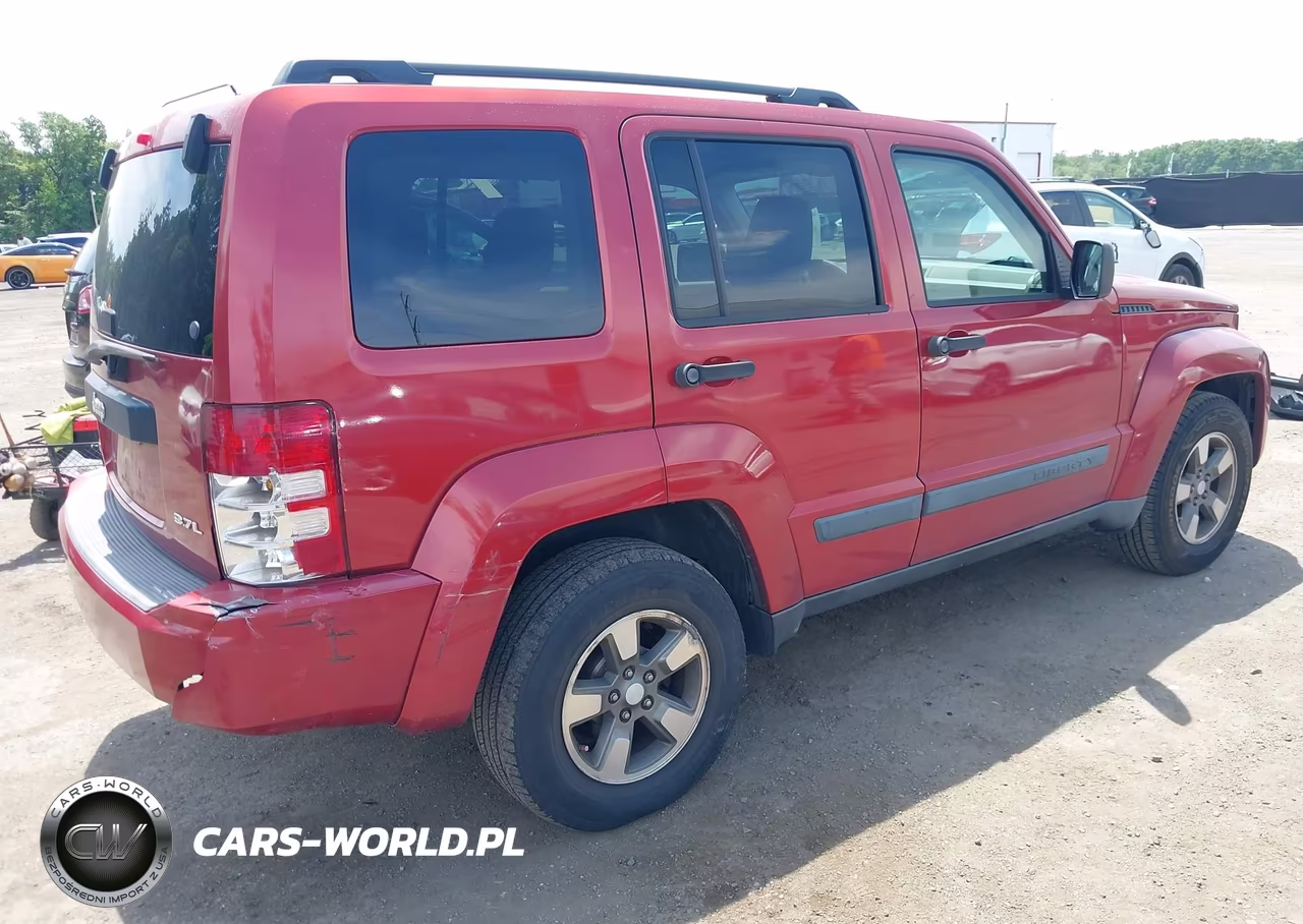 2008 Jeep Liberty Sport VIN:1J8GN28K18W105584 - 4