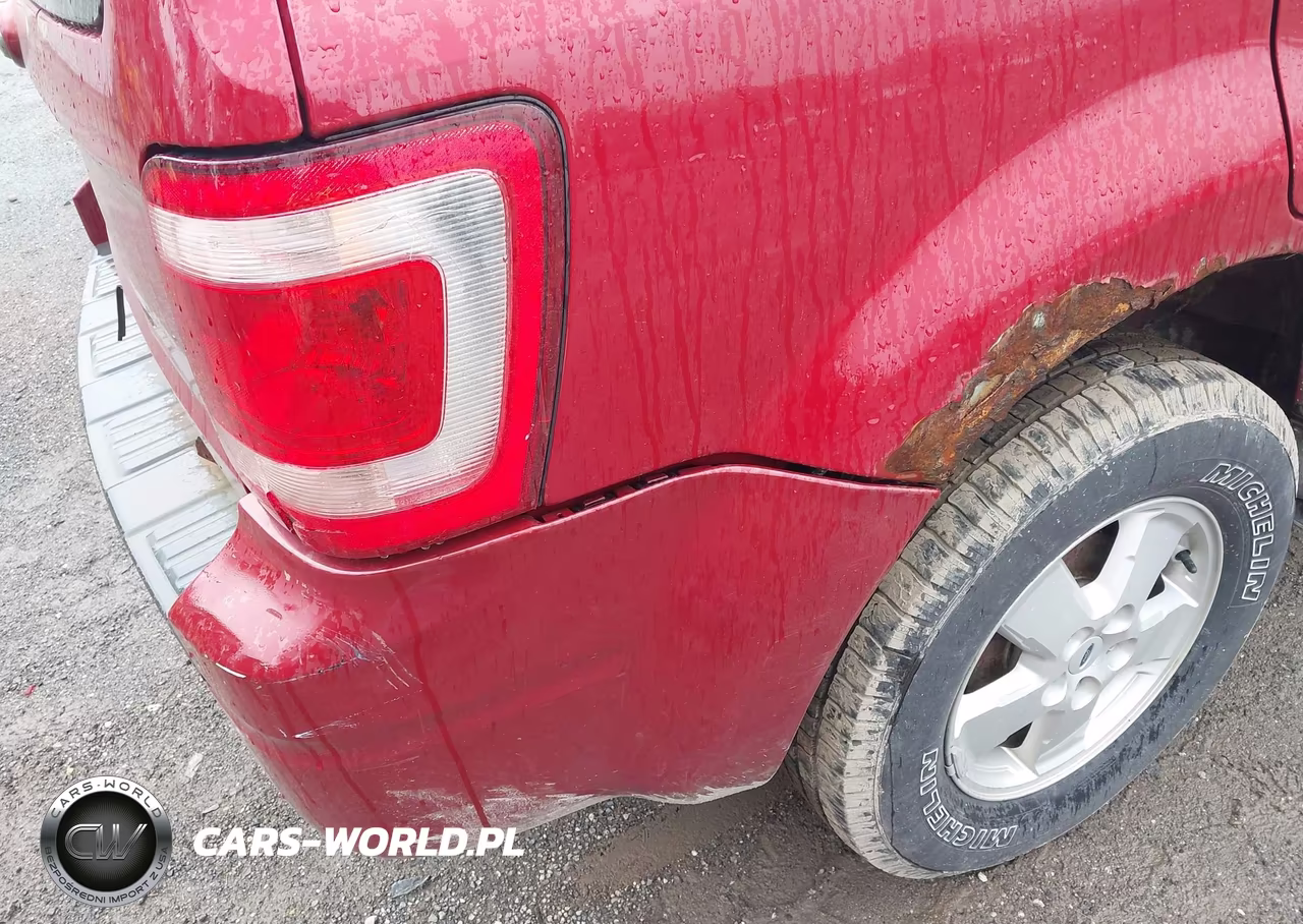 2010 Ford Escape Xlt VIN:1FMCU0D74AKA44352 - 6