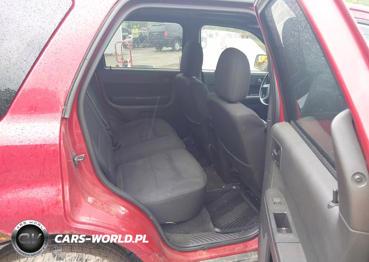 2010 Ford Escape Xlt VIN:1FMCU0D74AKA44352 - 8