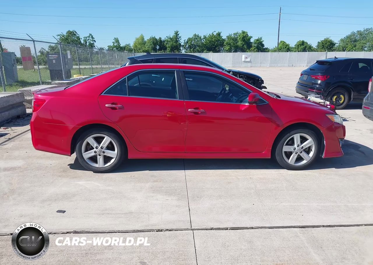 2013 Toyota Camry Se VIN:4T1BF1FK5DU664441 - 13