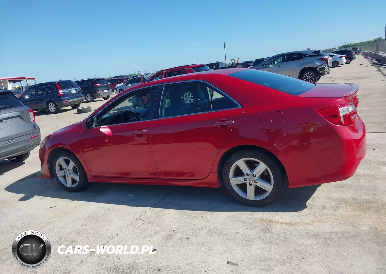 2013 Toyota Camry Se VIN:4T1BF1FK5DU664441 - 14