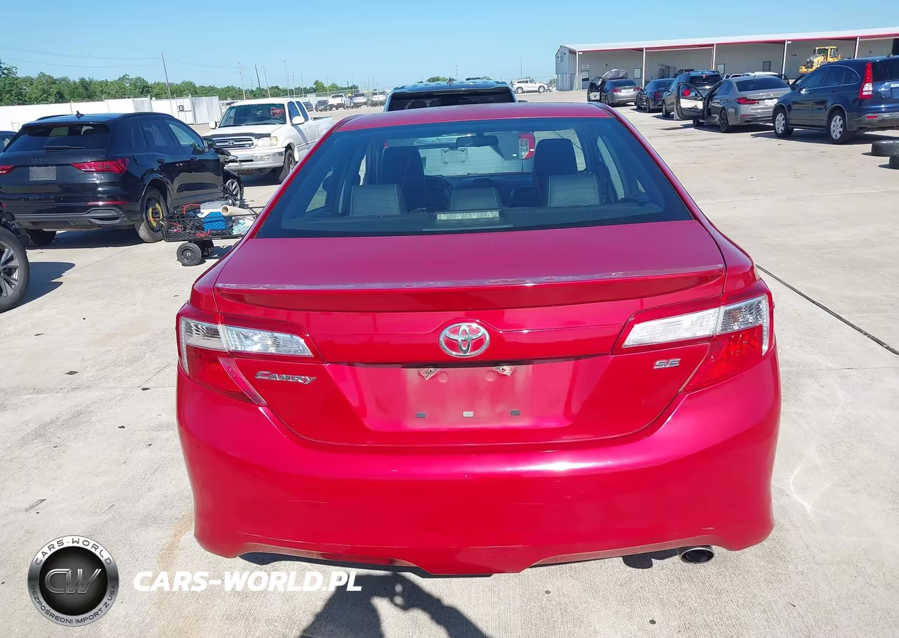2013 Toyota Camry Se VIN:4T1BF1FK5DU664441 - 16