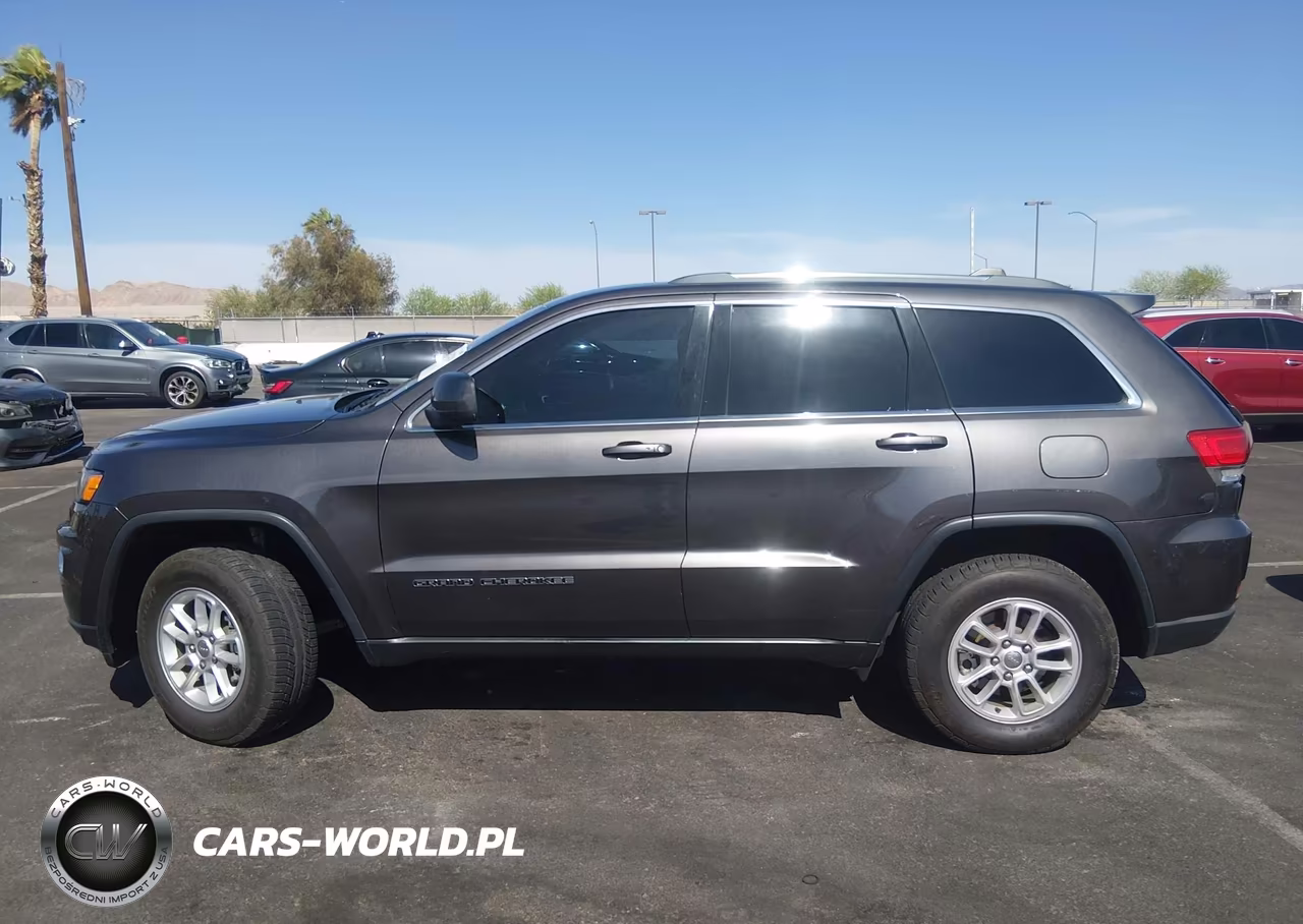 2019 Jeep Grand Cherokee Laredo E 4X2 VIN:1C4RJEAG0KC731767 - 14