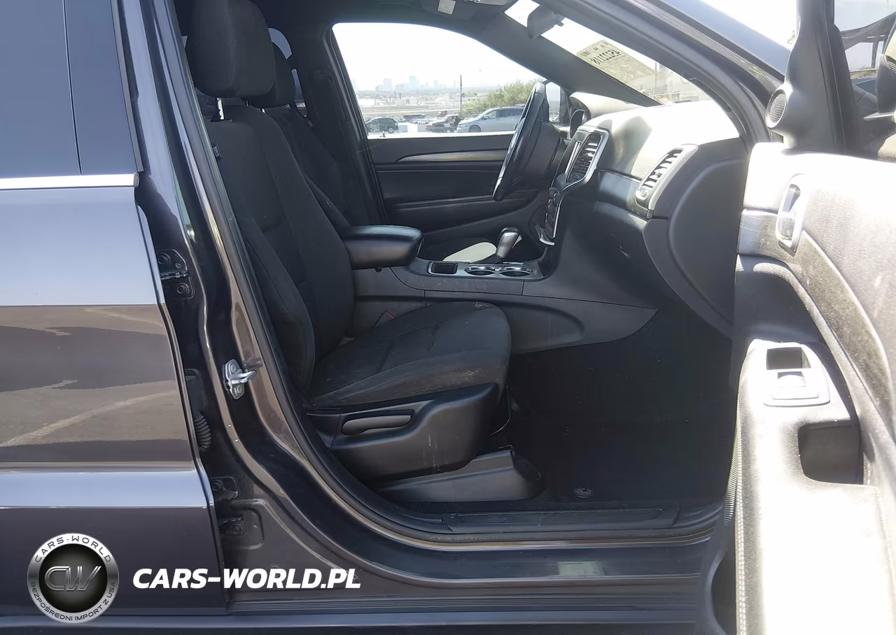 2019 Jeep Grand Cherokee Laredo E 4X2 VIN:1C4RJEAG0KC731767 - 5