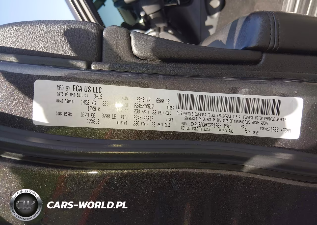 2019 Jeep Grand Cherokee Laredo E 4X2 VIN:1C4RJEAG0KC731767 - 9