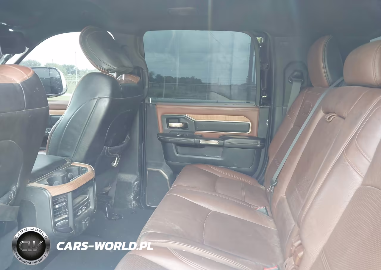 2020 Ram 3500 VIN:3C63RRNLXLG212339 - 6
