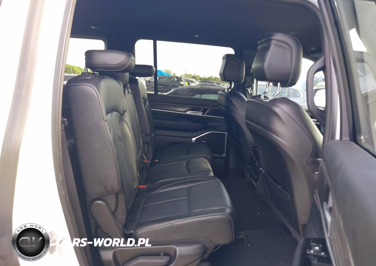 2024 Jeep Wagoneer Series Ii 4X2 VIN:1C4SJUBP3RS178543 - 8