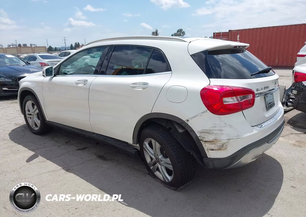 2019 Mercedes-Benz Gla 250 4Matic VIN:WDCTG4GB9KJ548674 - 3