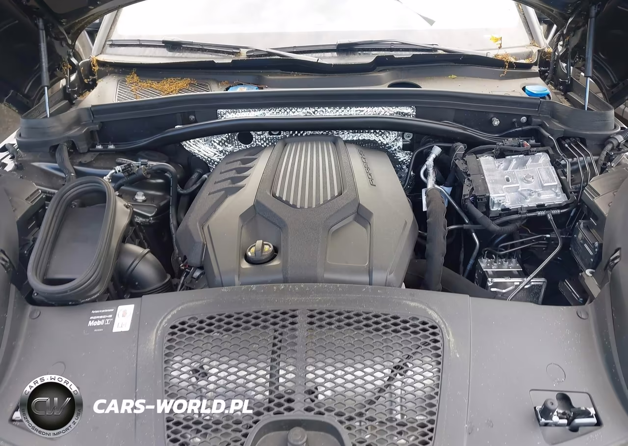 2026 Porsche Macan T VIN:WP1AA2A56TLB07191 - 10