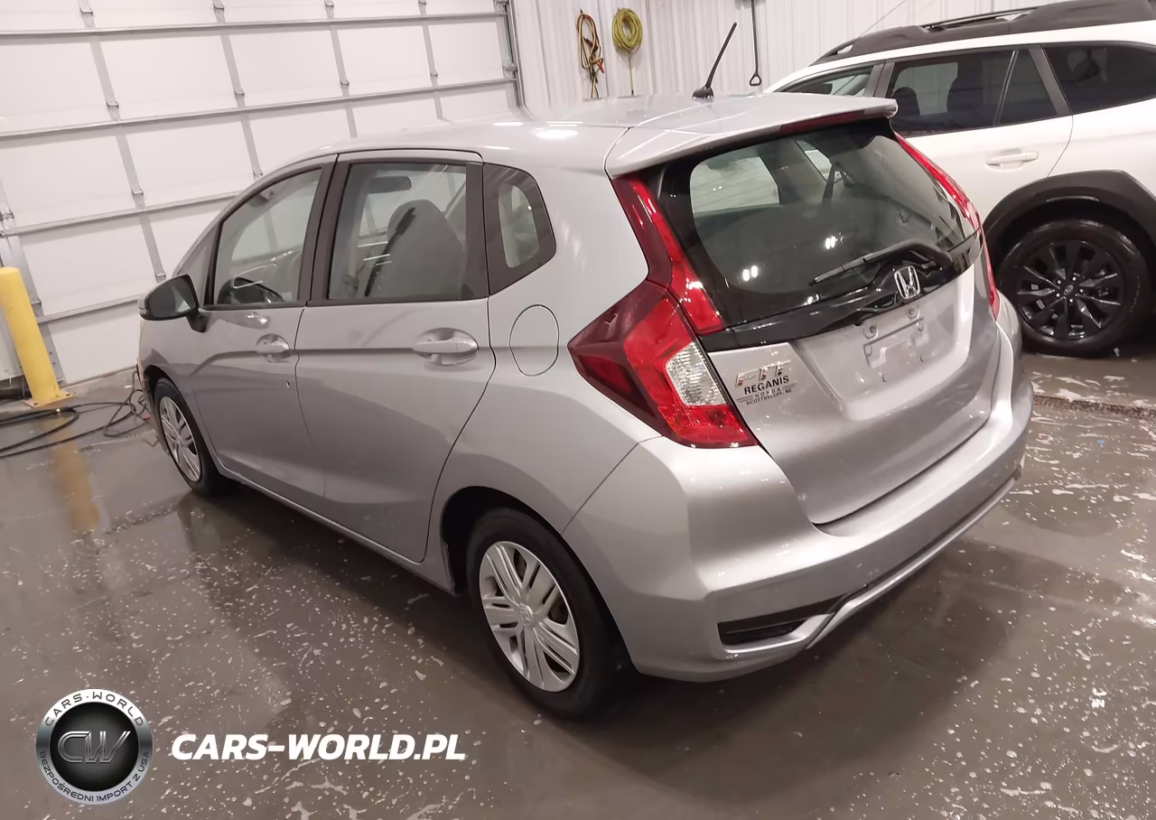 2019 Honda Fit Lx VIN:3HGGK5H42KM753592 - 3