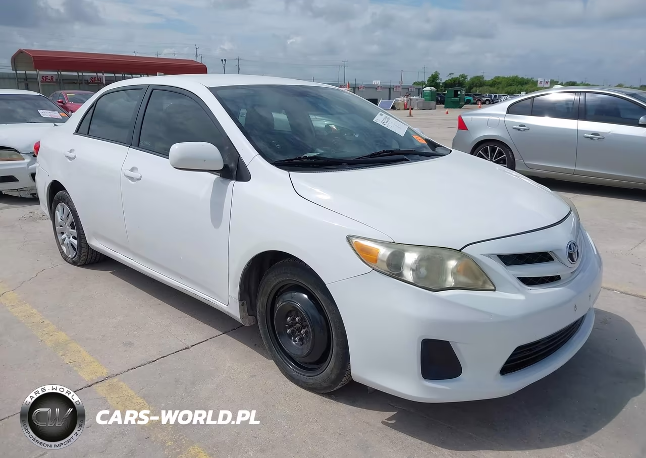 2012 Toyota Corolla Le – zdjęcie 1 z 17