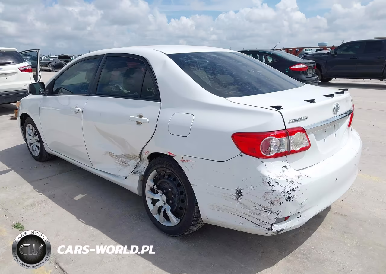2012 Toyota Corolla Le VIN:5YFBU4EE8CP045478 - 3