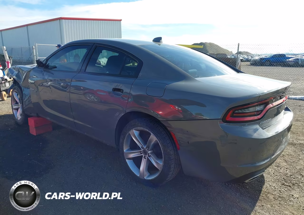 2018 Dodge Charger Sxt Plus Rwd VIN:2C3CDXHG7JH164102 - 3